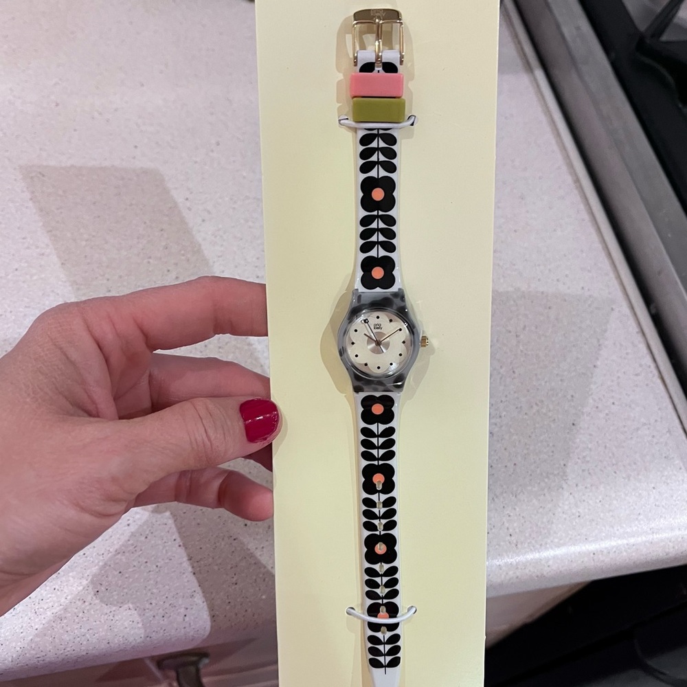 ORLA KIELY Time watch - pink/grey signature - small face - new in box - from UK